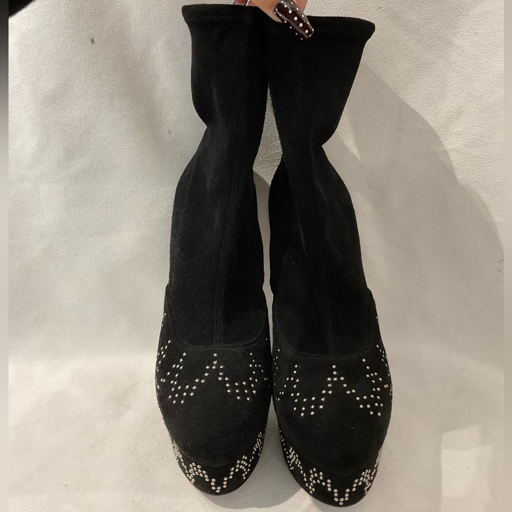 Alaïa Black Suede Studded Platform Ankle Boots - Picture 3 of 10